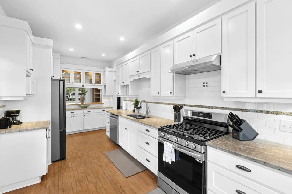 "Come on! I need a sous-chef—let's create some magic in the kitchen."