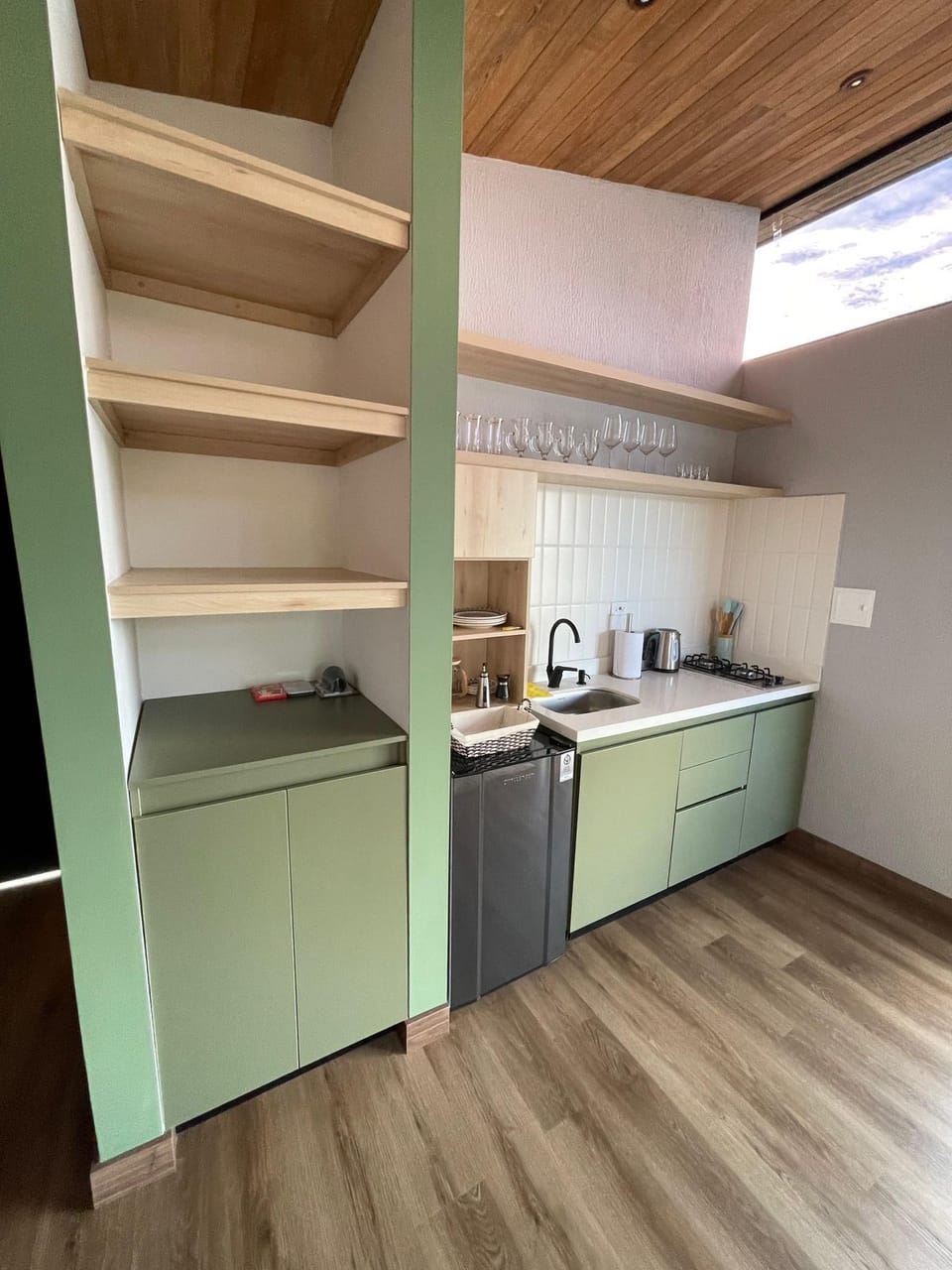 Luxury Cabin, Mountain View | Private kitchen