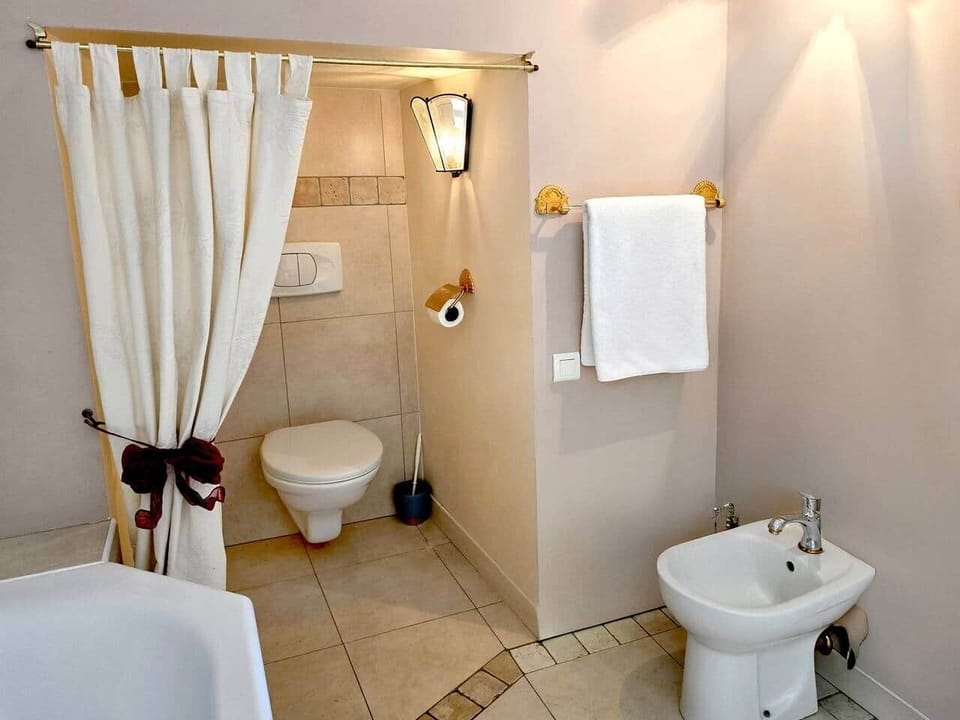 Ensuite bathroom