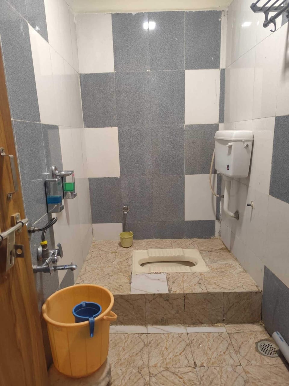 Shower, towels, soap, shampoo