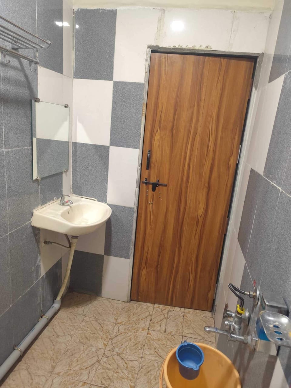 Shower, towels, soap, shampoo