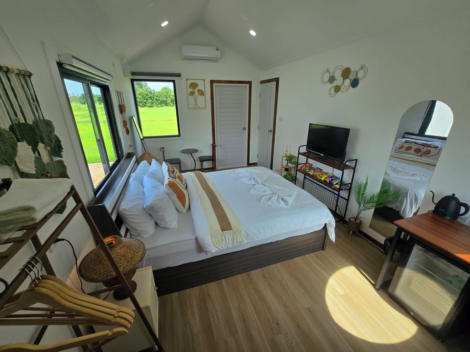 Standard Double Room, Garden View | Desk, laptop workspace, free WiFi