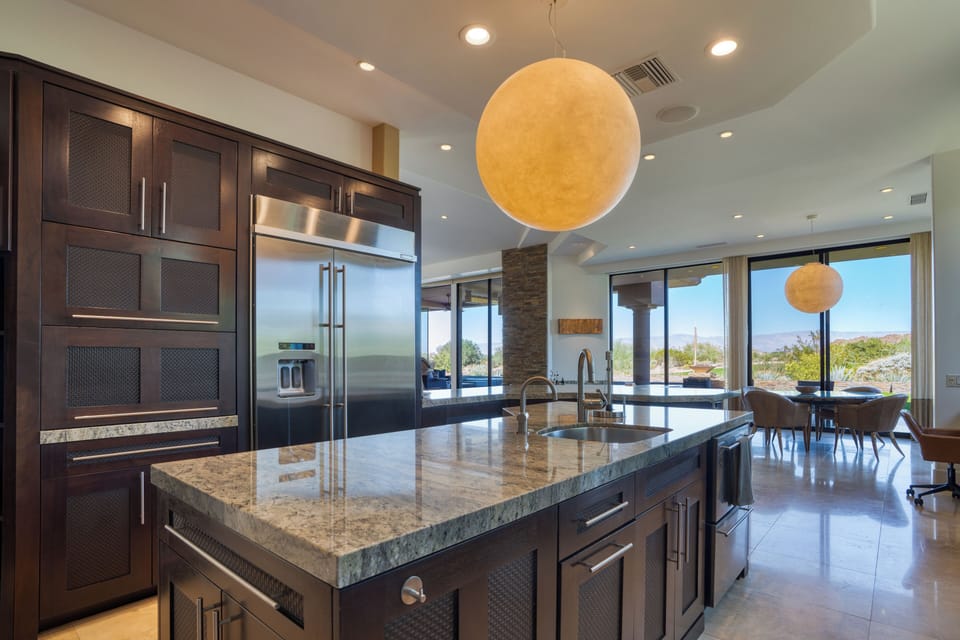 Spacious kitchen island.