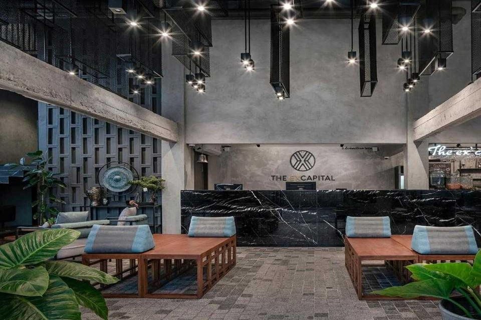 Entrance / Reception