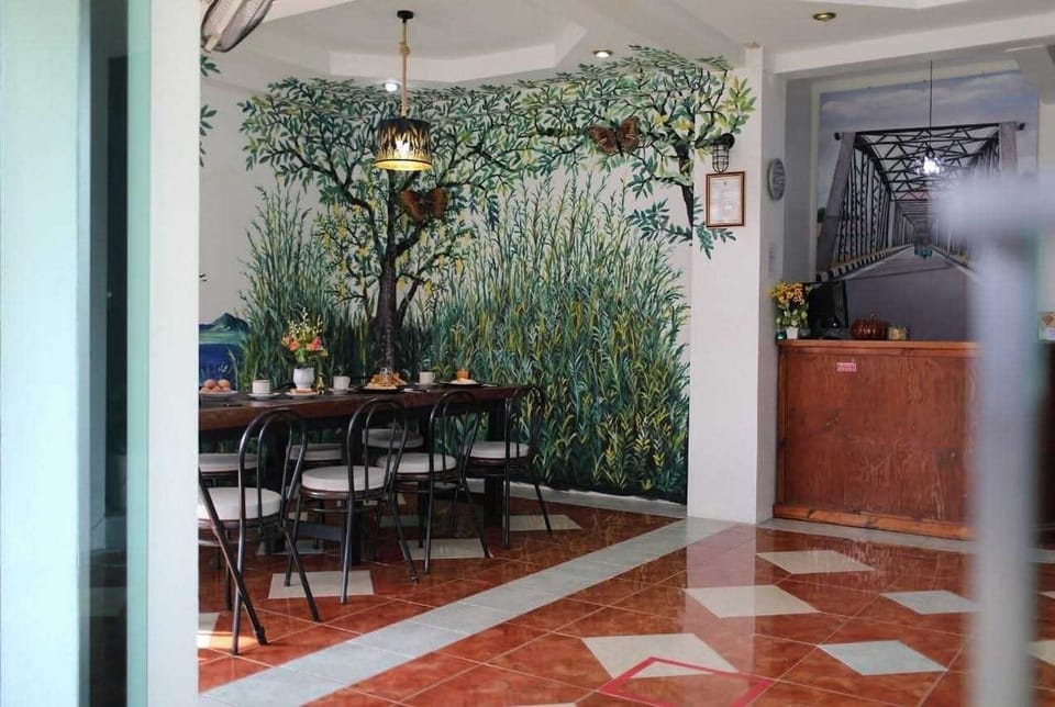 Entrance / Reception
