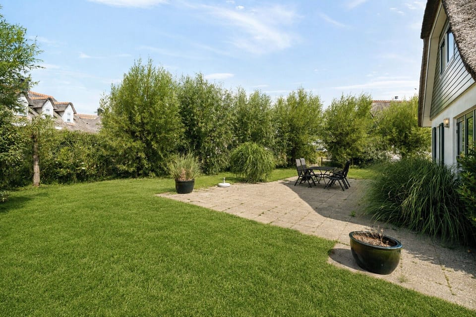 Garden [summer]