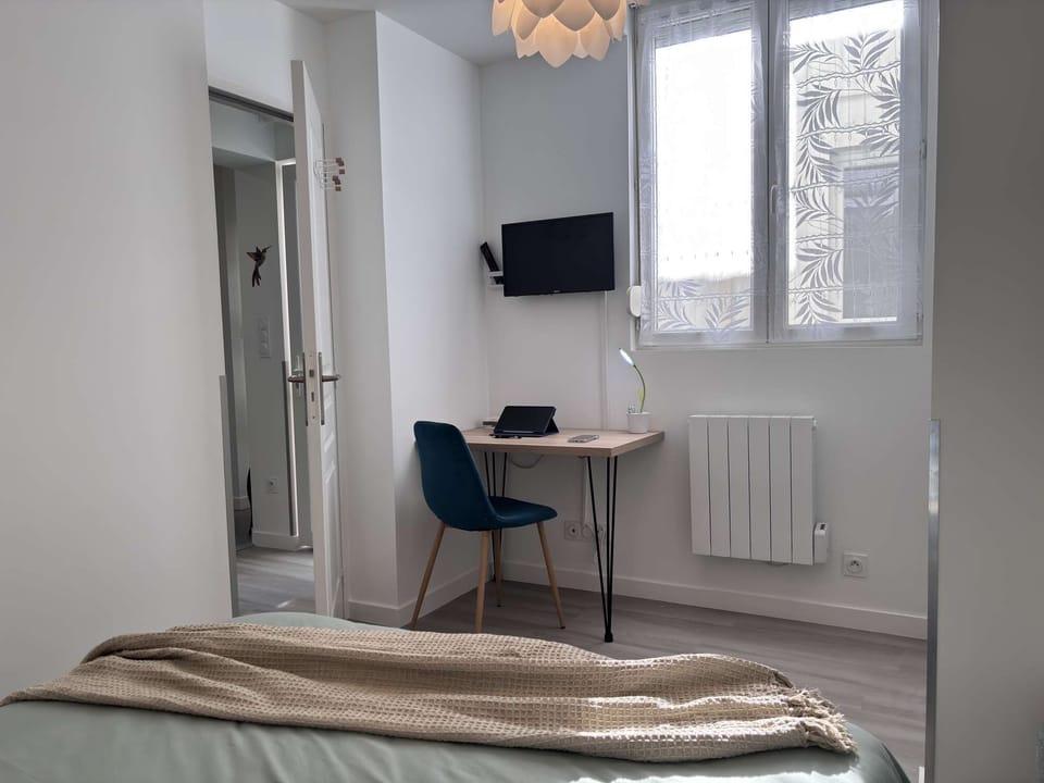 desk area