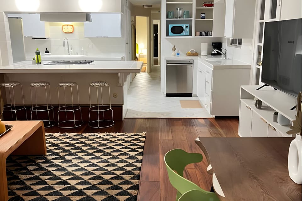 Whip up snacks or full feasts—this kitchen’s always guest-ready