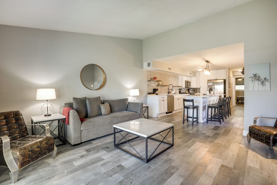Apartment (3 Bedrooms) | Front of property