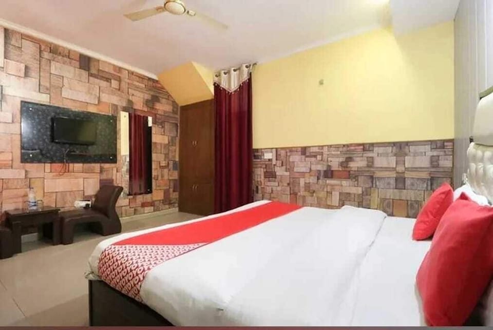 Deluxe Single Room | Free WiFi