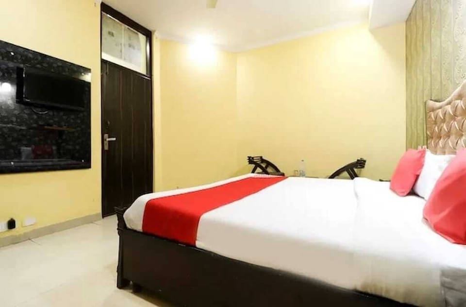 Deluxe Single Room | Free WiFi