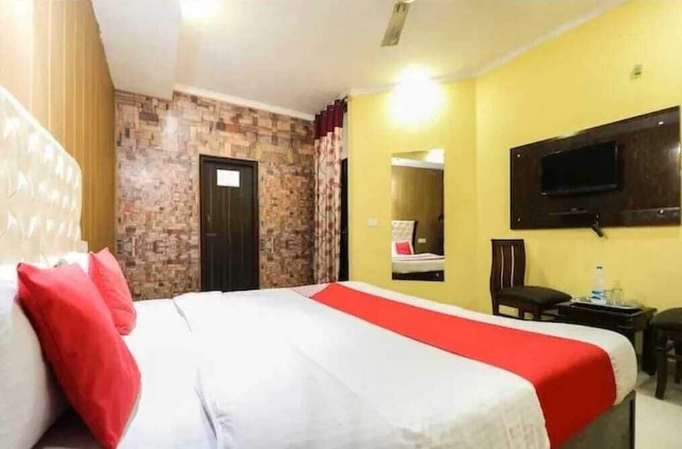 Deluxe Single Room | Free WiFi