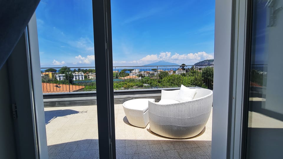 Romantic Room | Terrace/patio