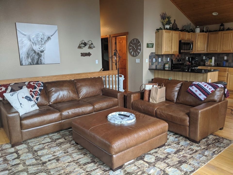 Upstairs Living Area