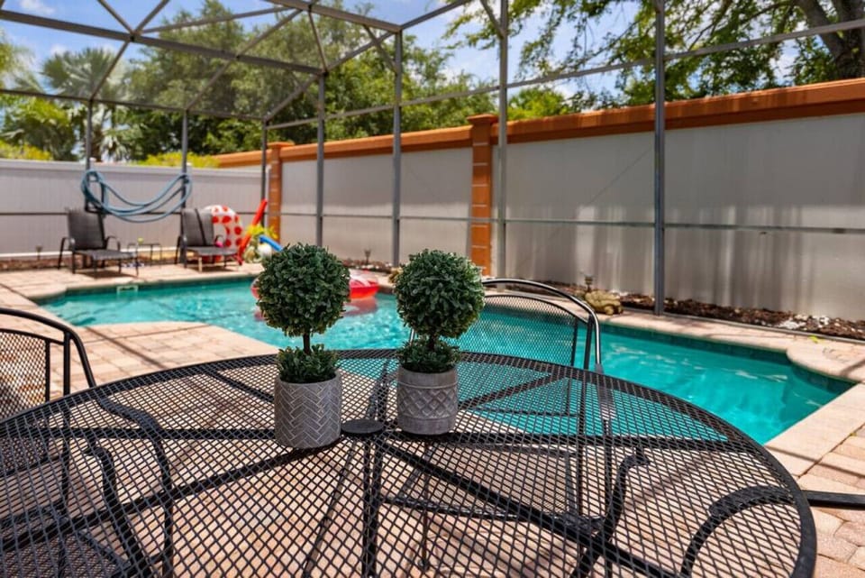 Pool/Pool view