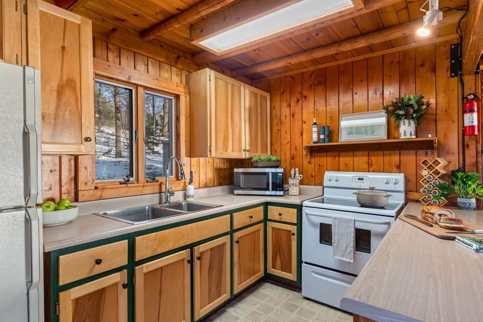 There's plenty of room to enjoy meals at the lake, starting with BLTs on the deck in the morning. 