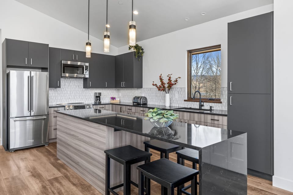 Kitchen Island | Table for 4