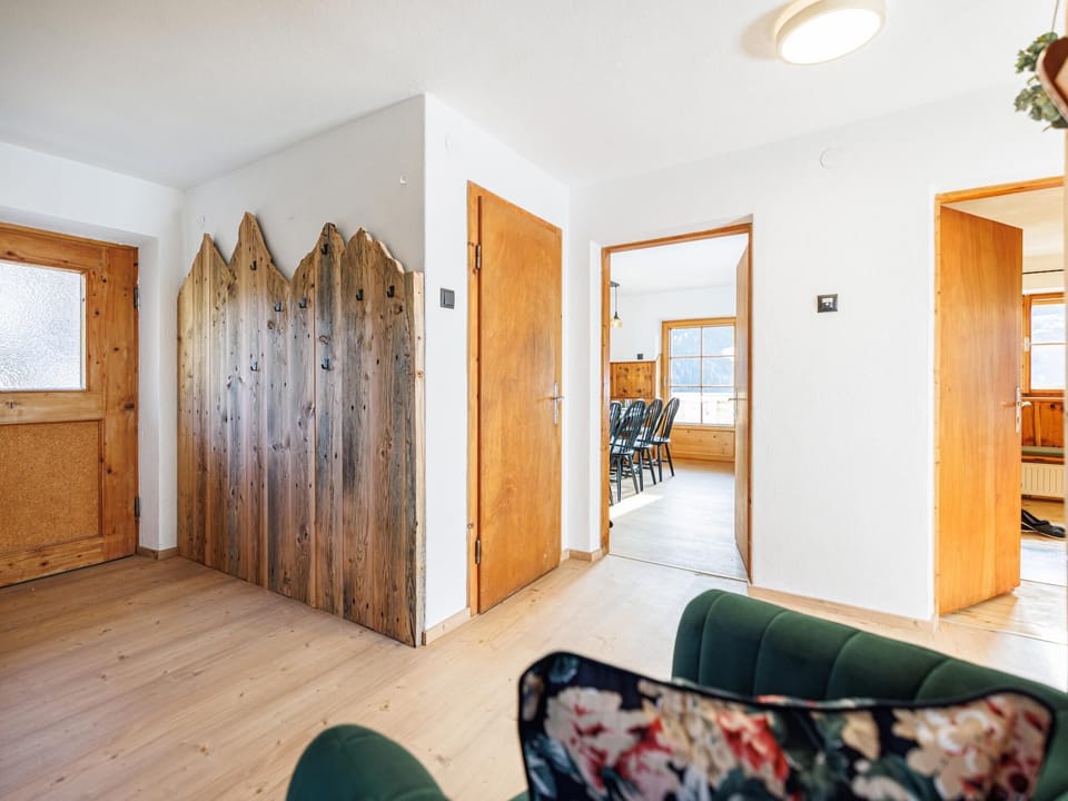 Entrance / Reception