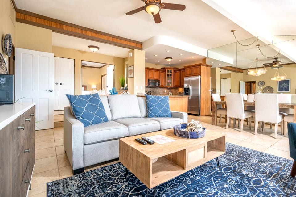 After a day of exploring, this warm and welcoming space sets the stage for laughter, stories, and shared island moments     KGV-21P3