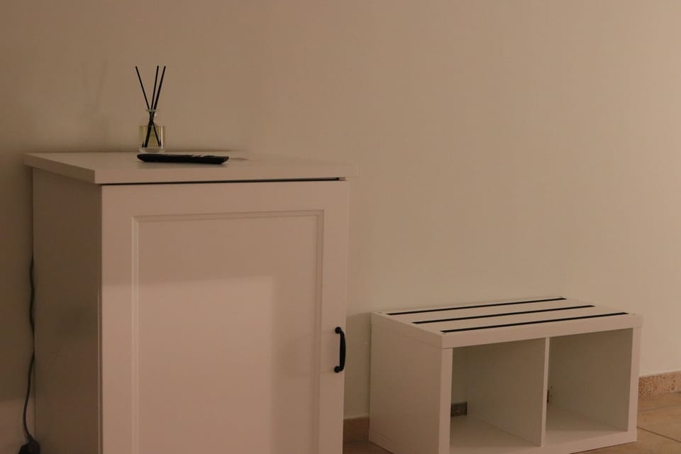 In-room safe, soundproofing, WiFi (free)