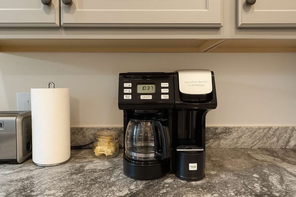 Coffee station with combo drip and single-serve brewer.
