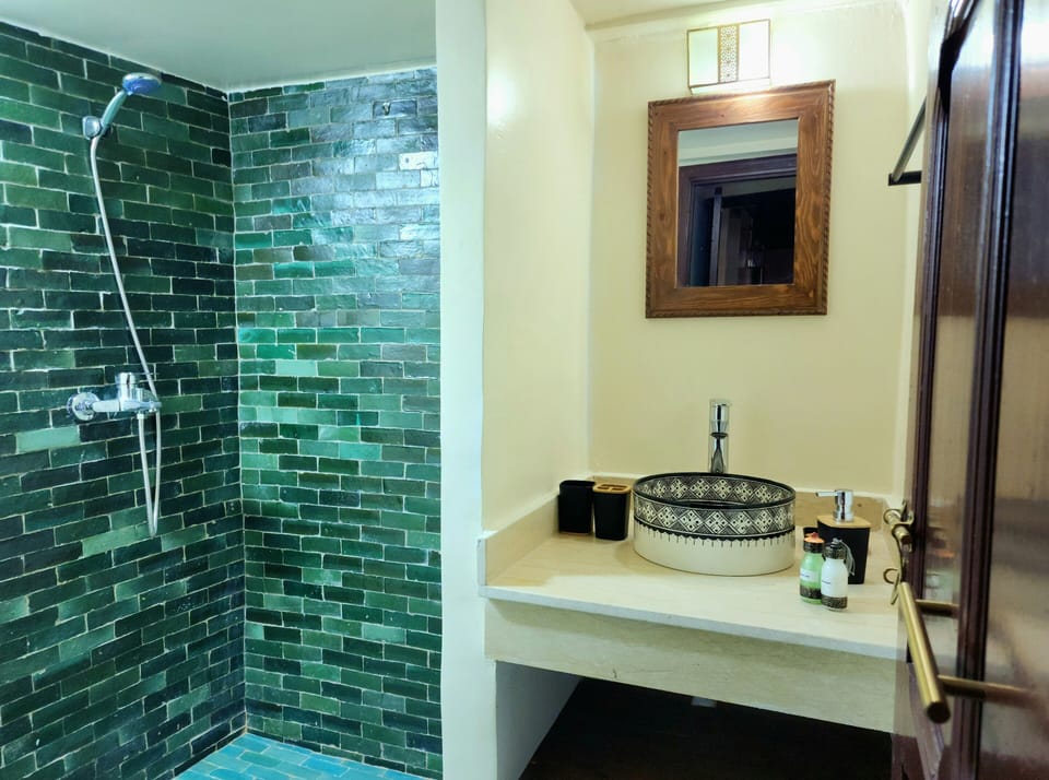 Elite Double Room, Patio (Suite wirth Private Bathroom) | Bathroom | Shower, free toiletries, towels, soap
