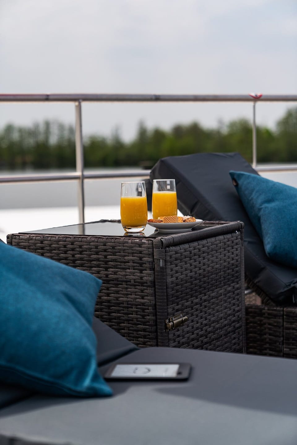 Mobile Home | Balcony