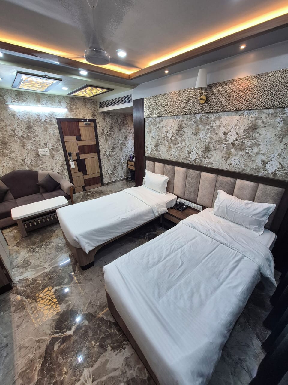 Standard Room | Desk, laptop workspace, free WiFi