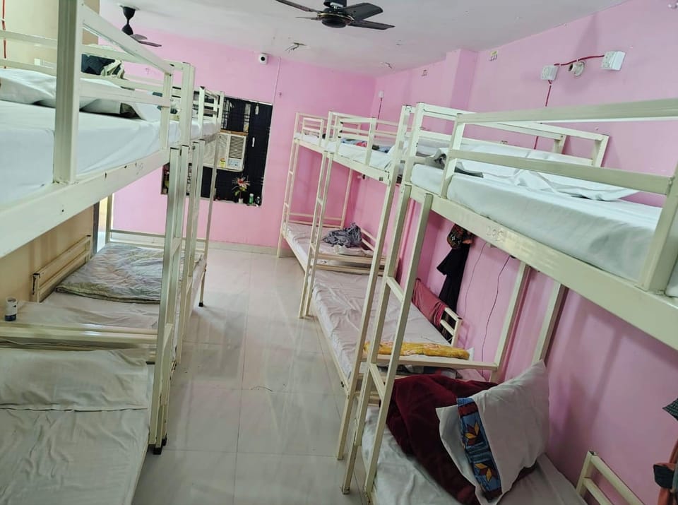 Shared Dormitory, Air conditioning | Hypo-allergenic bedding, soundproofing, free WiFi, bed sheets