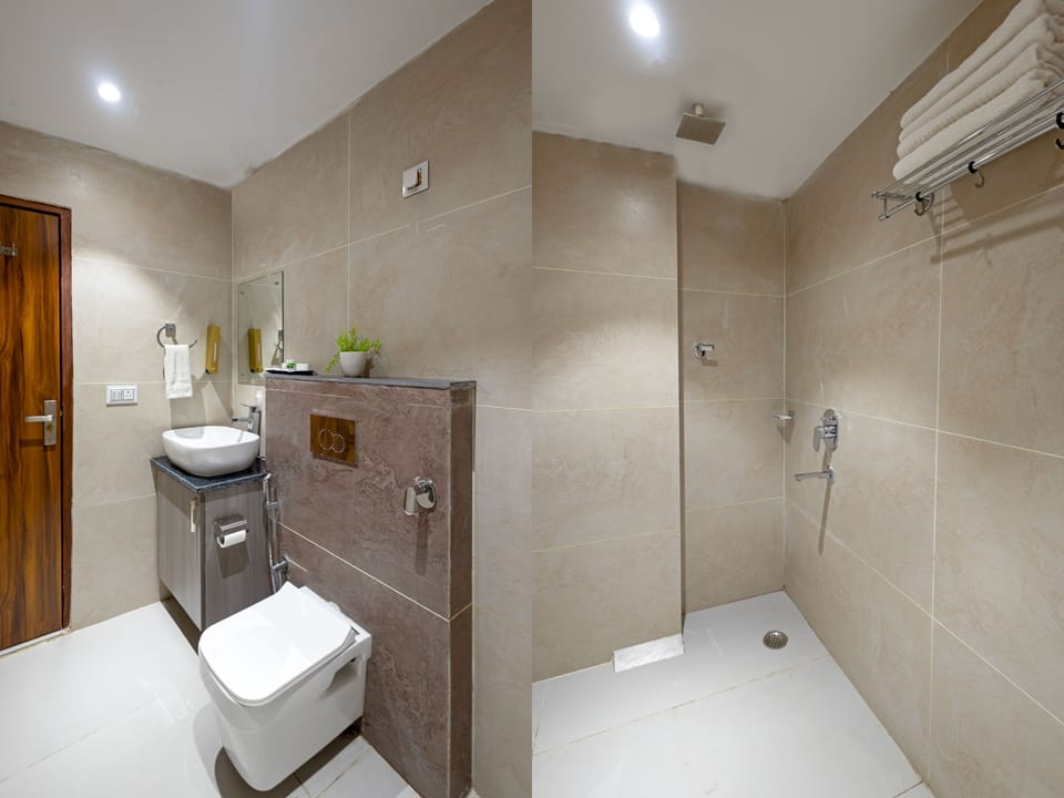 Classic Room | Bathroom | Slippers
