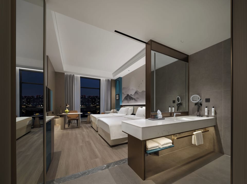 Standard Twin Room, River View | Premium bedding, desk, laptop workspace, blackout drapes