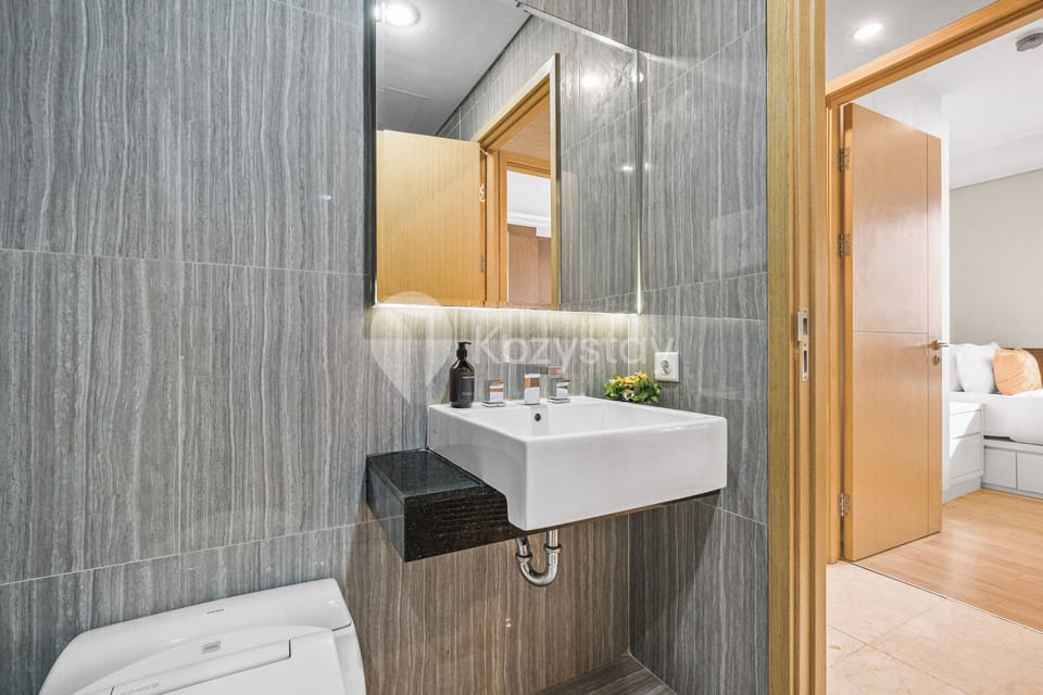 Renel by Kozystay - Menteng Apartment in Jakarta