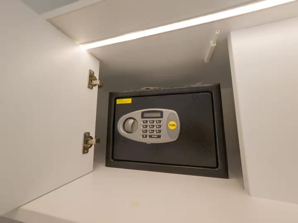 Family Condo, 3 Bedrooms, Kitchen, City View | Safe