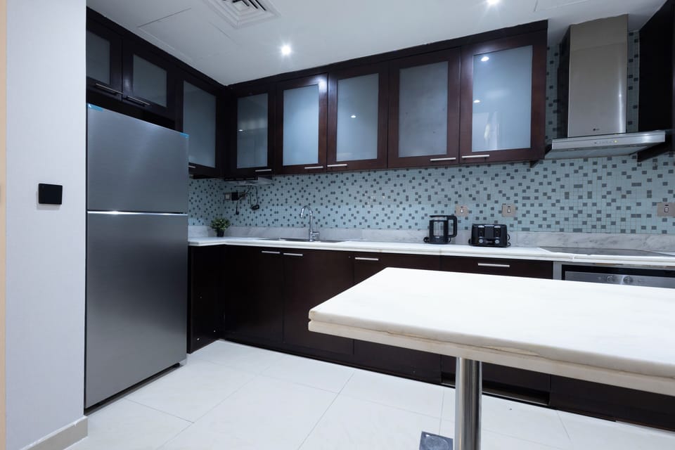 Apartment, Balcony, City View | Private kitchen