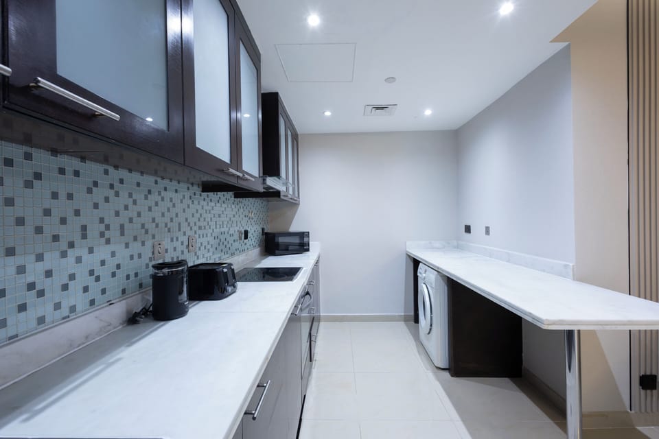 Apartment, Balcony, City View | Private kitchen