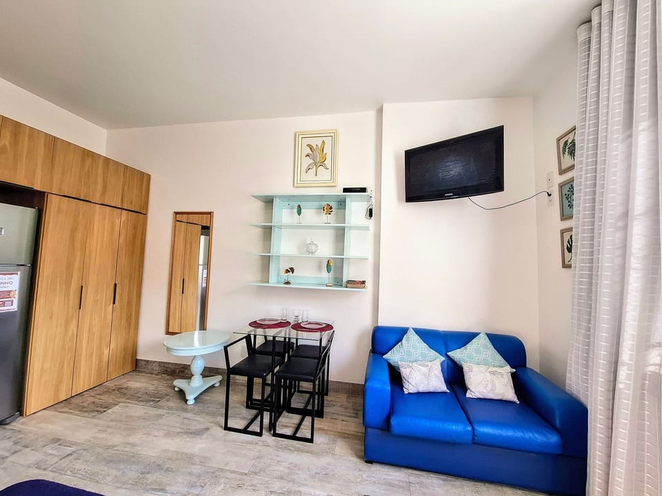 Apartment | Living area | Flat-screen TV