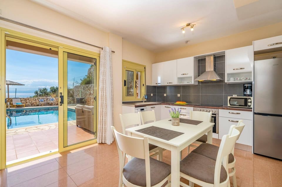 Villa Apollon image