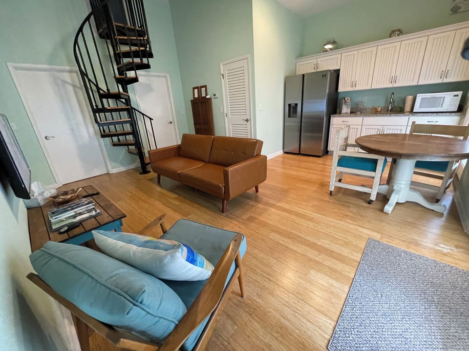 Living and Kitchenet guest house