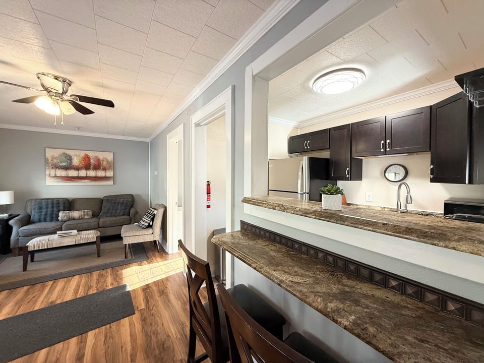 Enjoy breakfast or coffee at the breakfast bar area.