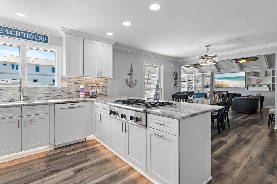 House, Multiple Beds (Sheer Bliss) | Private kitchen | Oven, toaster