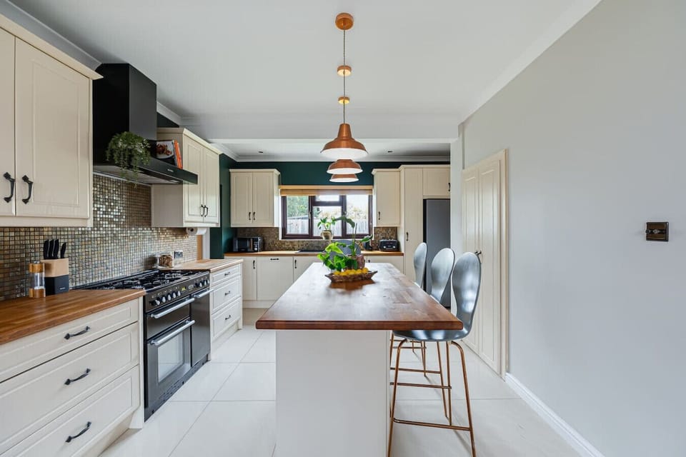 Breakfast Bar