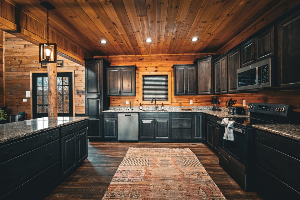 Fully equipped for all your cooking needs!