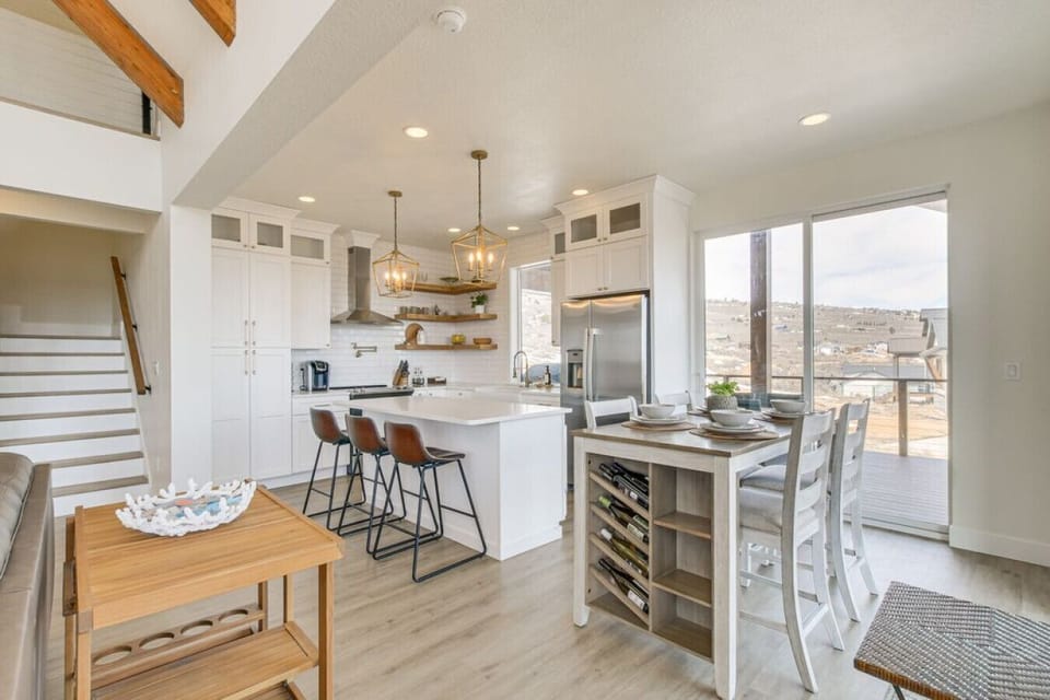 Gourmet Kitchen | Quartz Island, Modern Appliances & Mountain View Dining