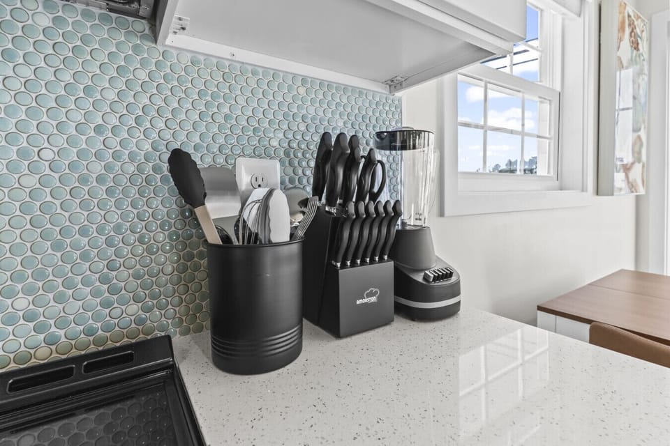 Kitchen utensils