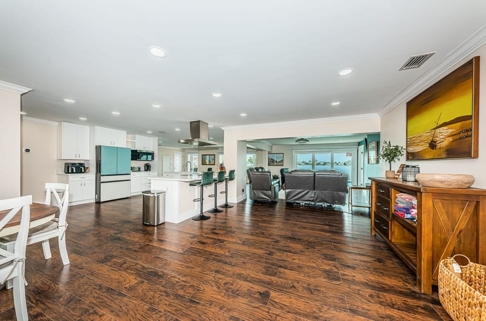 New flooring and furniture