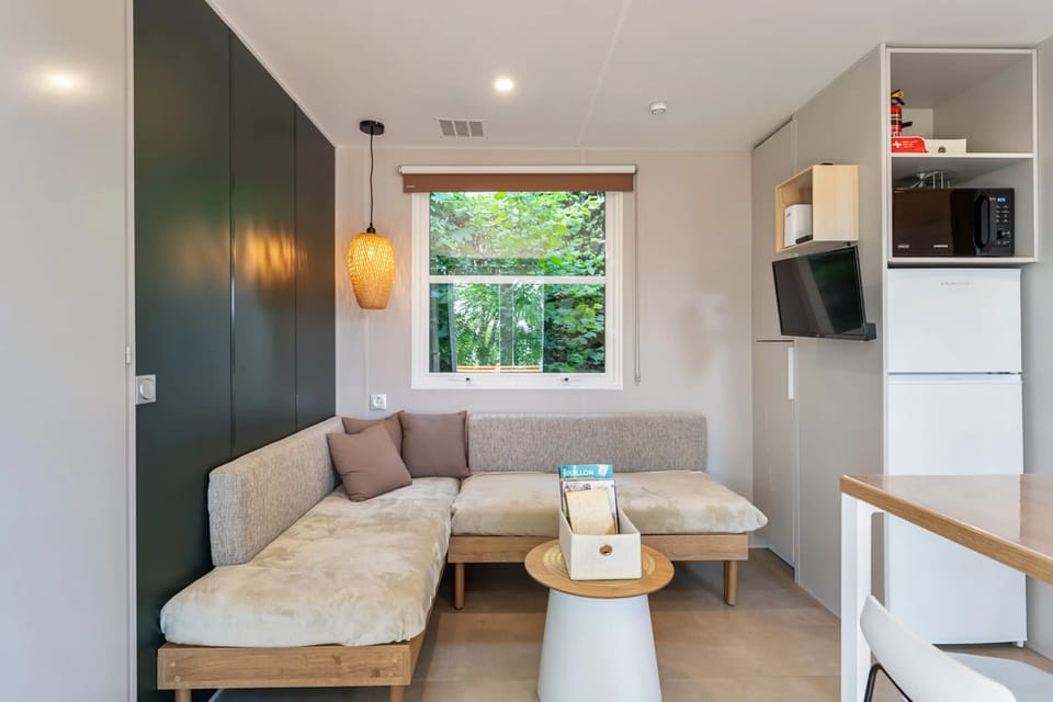 Camping Papillon Bouillon - Buena Vista - living room