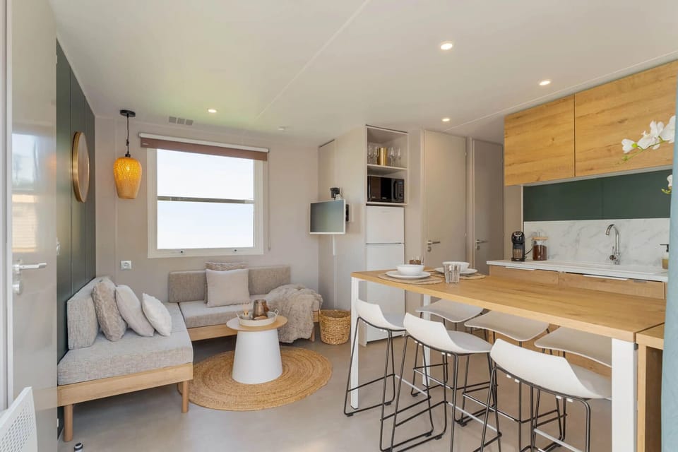 Camping Papillon Kinrooi – La Casetta - Dining room