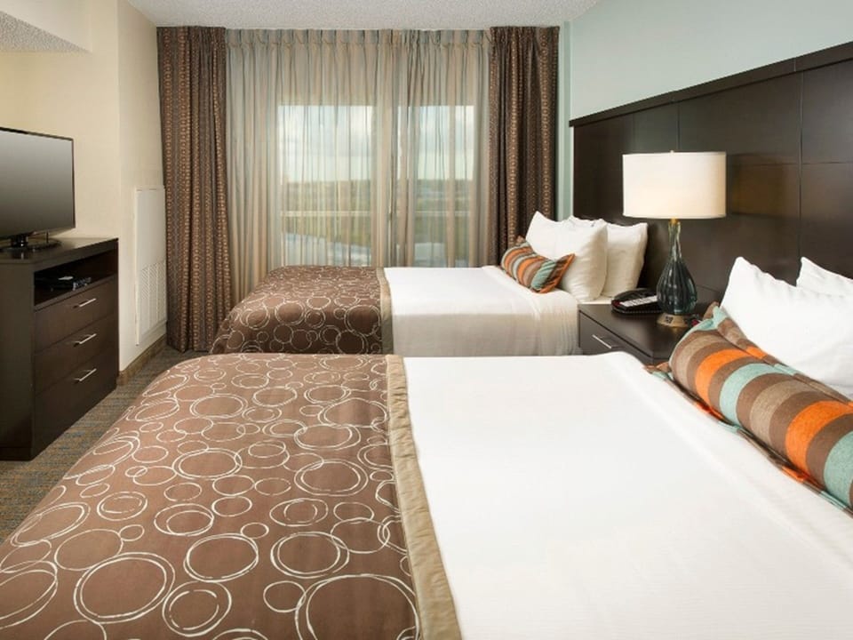 Suite, 2 Bedrooms, Kitchen | Free WiFi, bed sheets