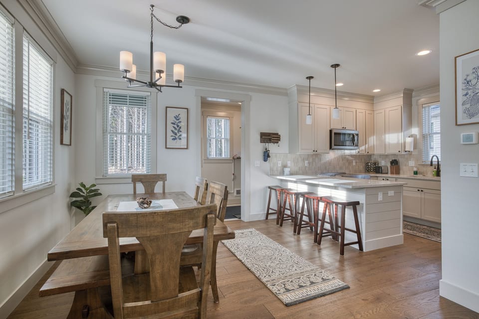 The dining room and kitchen open concept floor plan.