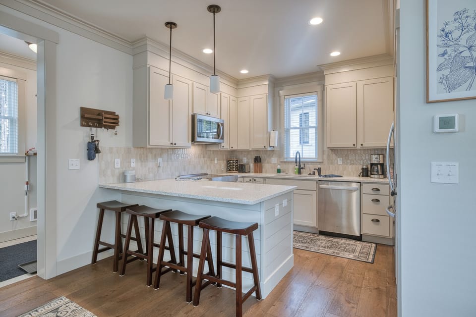 Kitchen island with seating for 4.